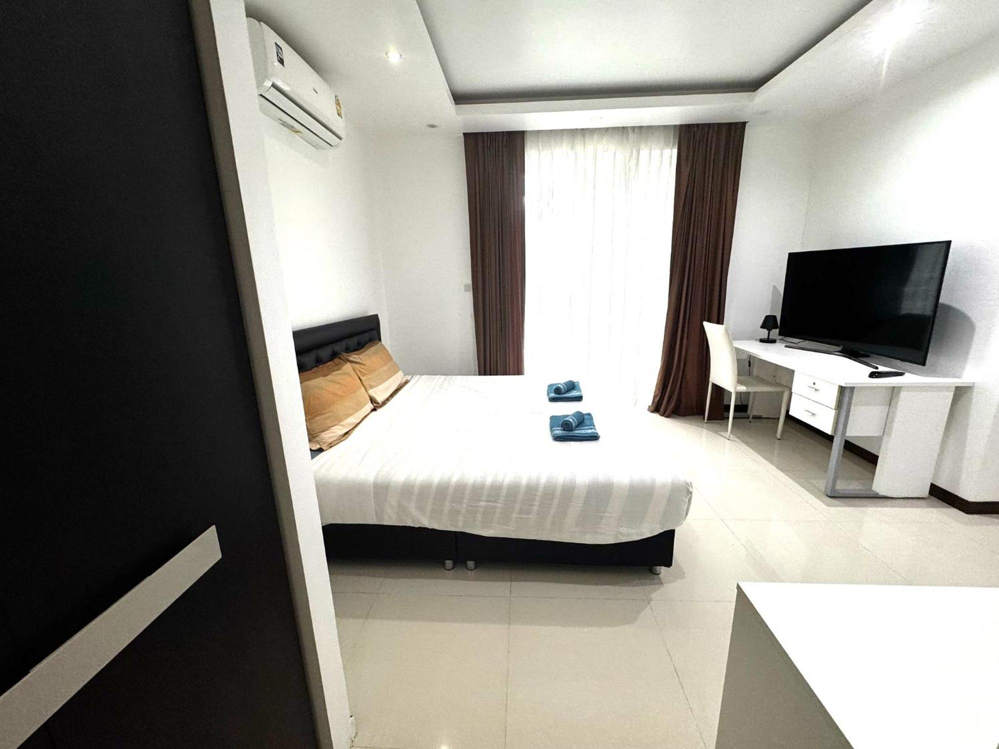 Villa Cheloni 2 Bedrooms Kamala Beach Exterior foto